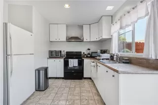 Photo #6: OC25187286 Listing