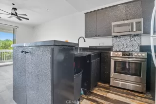 Photo #6: OC25187329 Listing 