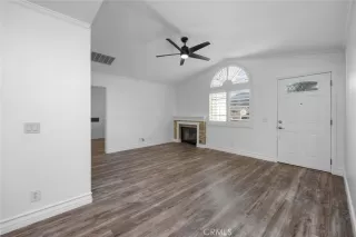 Photo #3: OC25187477 Listing