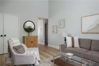 Photo #4: OC25187993 Listing