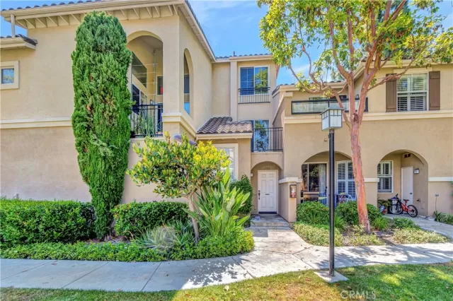 MLS: OC25188616 Condo For Sale