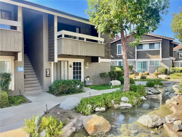 MLS: OC25189334 Condo For Sale