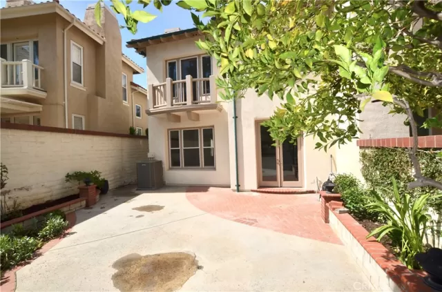 MLS: OC25189422 Condo For Sale