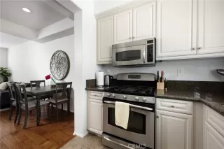 Photo #4: OC25189574 Listing 