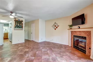 Photo #3: OC25189652 Listing