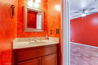 Photo #4: OC25189652 Listing