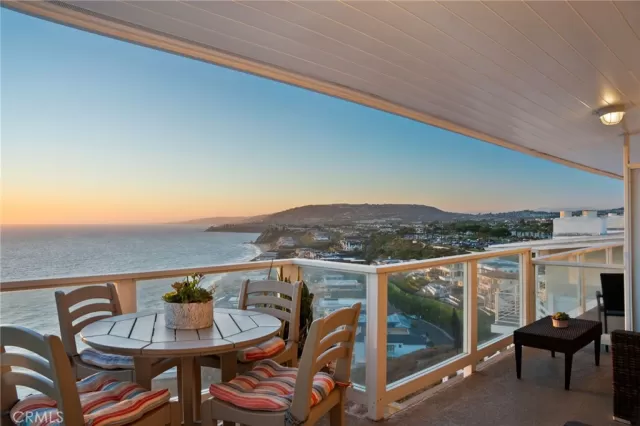 MLS: OC25189916 Condo For Sale