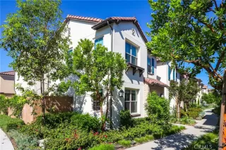 Photo #2: OC25190069 Listing 