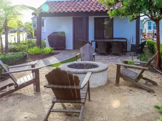 Photo #5: OC25190673 Listing