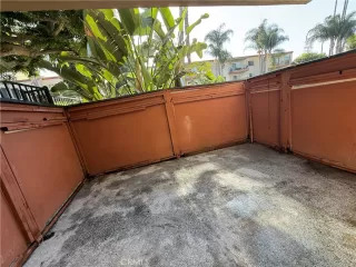 Photo #3: OC25190762 Listing 