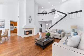 Photo #4: OC25190817 Listing