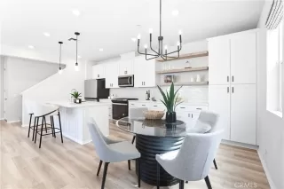 Photo #5: OC25190982 Listing 