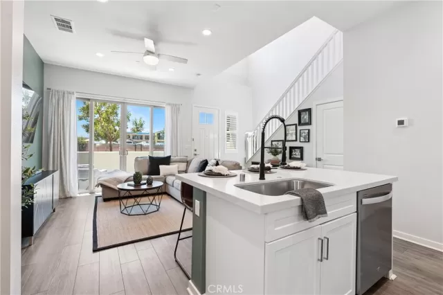 MLS: OC25190986 Condo For Sale