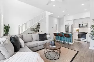 Photo #6: OC25190986 Listing 