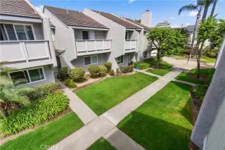 Photo #2: OC25191803 Listing 