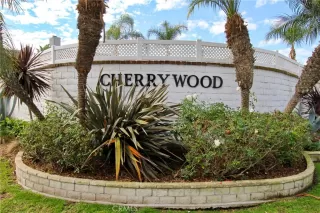 Photo #3: OC25191803 Listing 