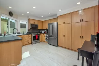 Photo #4: OC25191884 Listing