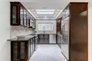 Photo #6: OC25192069 Listing 