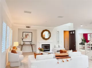 Photo #3: OC25192114 Listing