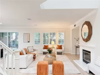 Photo #4: OC25192114 Listing