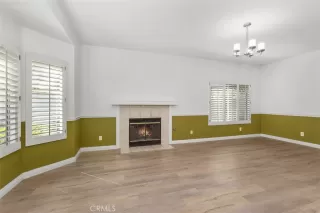 Photo #3: OC25192249 Listing