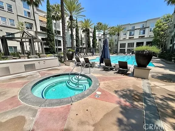 MLS: OC25192449 Condo For Sale