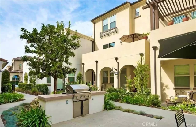 MLS: OC25192498 Condo For Sale