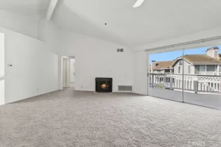 Photo #6: OC25192595 Listing 