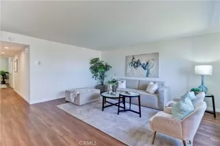 Photo #4: OC25192701 Listing 