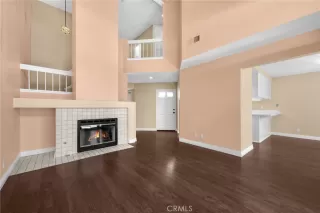 Photo #5: OC25192793 Listing