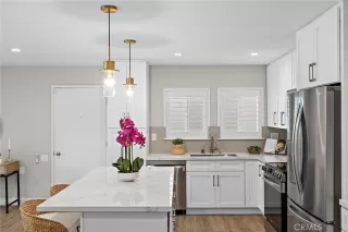 Photo #4: OC25192858 Listing 