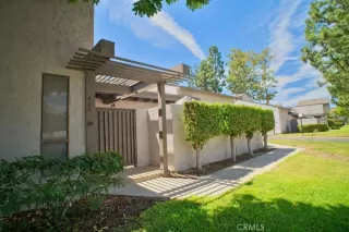 More Details about MLS # OC25192959 : 408 N VIA ROMA