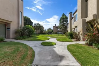 Photo #2: OC25193078 Listing 