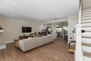 Photo #4: OC25193078 Listing 