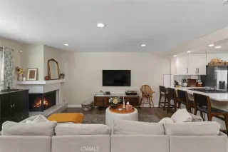 Photo #6: OC25193078 Listing 