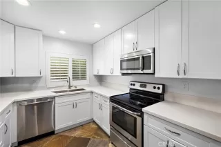 Photo #2: OC25193216 Listing 