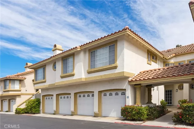 MLS: OC25193564 Condo For Sale