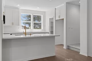 Photo #3: OC25193716 Listing 