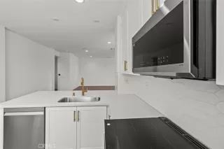 Photo #4: OC25193716 Listing 