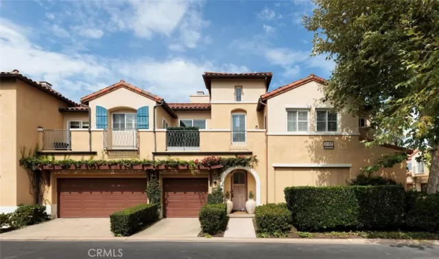 MLS: OC25193732 Condo For Sale