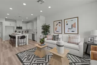 Photo #4: OC25193779 Listing 