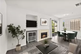 Photo #3: OC25193804 Listing 