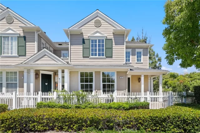 MLS: OC25194002 Condo For Sale