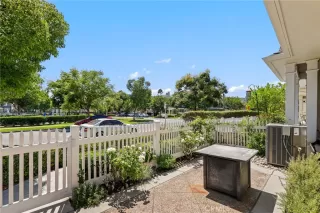 Photo #4: OC25194002 Listing 