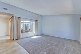 Photo #3: OC25194120 Listing 