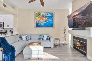 Photo #3: OC25194249 Listing 