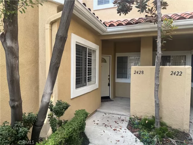 MLS: OC25194299 Condo For Sale