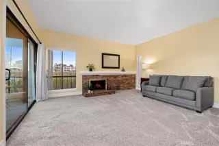 Photo #6: OC25194424 Listing 