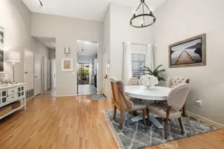 Photo #5: OC25194561 Listing 