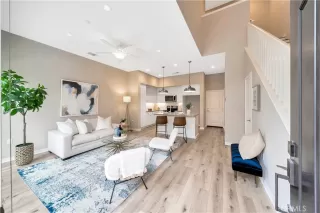 Photo #5: OC25194821 Listing 